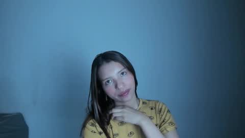 laura_serena online show from February 3, 2026, 11:04 am