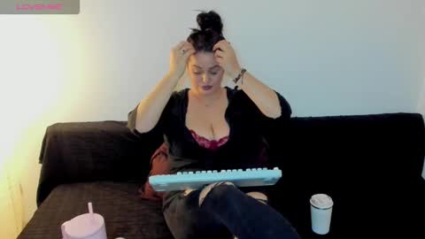 Laura online show from February 19, 2026, 8:16 pm