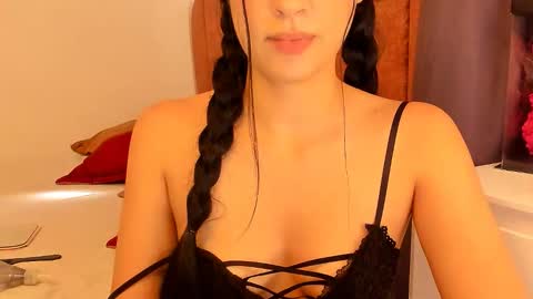 LAURA SOE online show from February 6, 2026, 7:06 pm