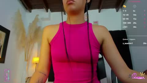 LAURA SOE online show from June 14, 2026, 1:58 am