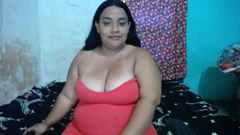 laura_sofia23 online show from February 26, 2026, 5:34 pm