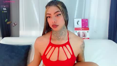 Laura online show from February 4, 2026, 5:46 am