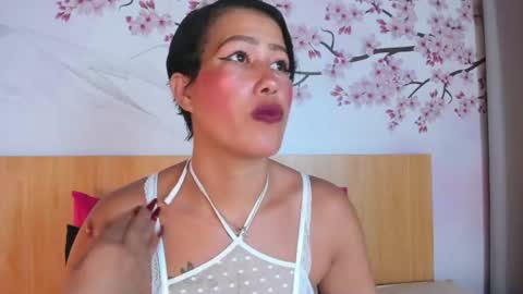 Laura online show from June 27, 2026, 2:49 am