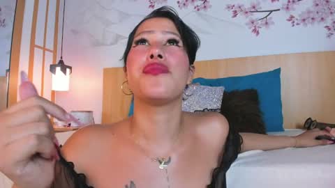 Laura online show from July 11, 2026, 3:09 am