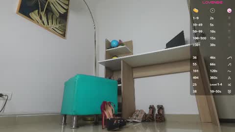 Snapshot of laura_zans_ chatting on June 23, 2026, 9:07 am Laura Zans I am sensual goddes and i was born for loveworshipping and enjoyment. online show from June 23, 2026, 9:07 am