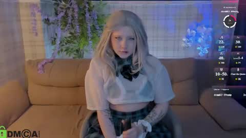 Laura Burton online show from July 25, 2026, 2:09 am