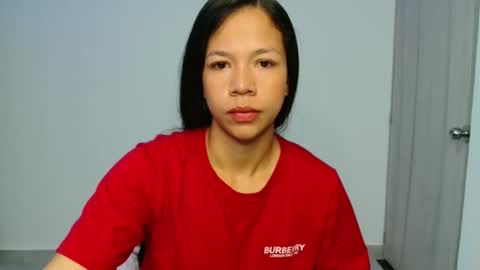 lauracb          online show from January 16, 2026, 10:08 am