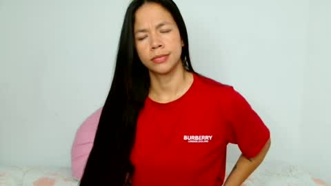 Snapshot of lauracb_ chatting on June 12, 2026, 3:00 pm lauracb online show from June 12, 2026, 3:00 pm