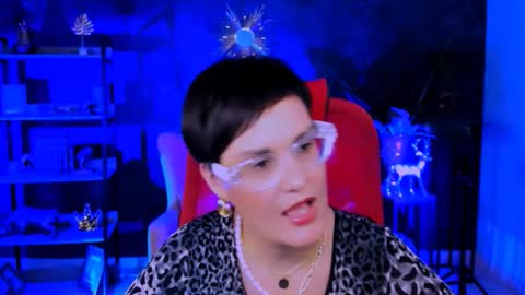 Snapshot of lauradavidsons chatting on November 28, 2025, 1:14 pm lauradavidsons online show from November 28, 2025, 1:14 pm