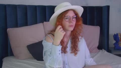 Snapshot of lauradennis chatting on May 31, 2026, 4:36 pm Laura online show from May 31, 2026, 4:36 pm
