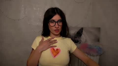 Snapshot of lauradre_ chatting on June 30, 2026, 10:05 am Laura online show from June 30, 2026, 10:05 am