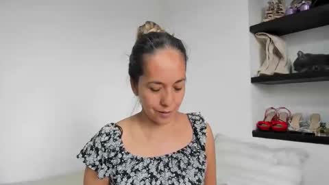 Snapshot of laurafarrely chatting on June 9, 2026, 6:30 pm Laura online show from June 9, 2026, 6:30 pm
