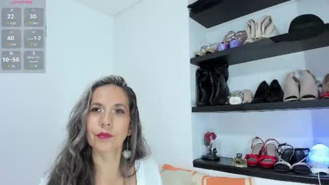 Snapshot of laurafarrely chatting on July 23, 2026, 12:46 am Laura online show from July 23, 2026, 12:46 am