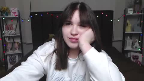 Snapshot of laurahlot chatting on February 9, 2025, 12:28 am LauraHlot online show from February 9, 2025, 12:28 am