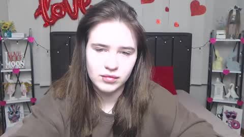 Snapshot of laurahlot chatting on March 10, 2025, 6:45 pm LauraHlot online show from March 10, 2025, 6:45 pm