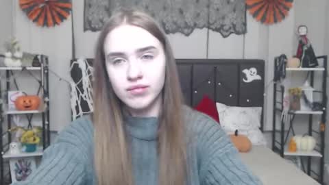 Snapshot of laurahlot chatting on November 4, 2025, 7:13 pm LauraHlot online show from November 4, 2025, 7:13 pm