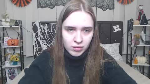 Snapshot of laurahlot chatting on November 9, 2025, 6:39 pm LauraHlot online show from November 9, 2025, 6:39 pm