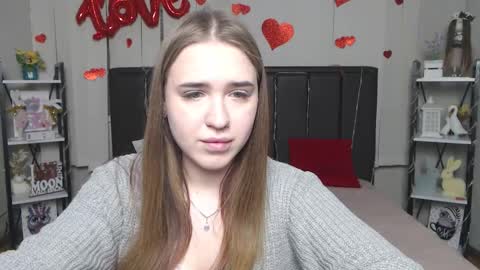 LauraHlot online show from March 19, 2026, 7:07 pm