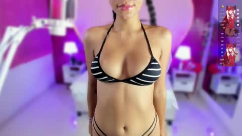 Laura MartinGMT-5 2200-0600 online show from February 18, 2025, 12:37 am