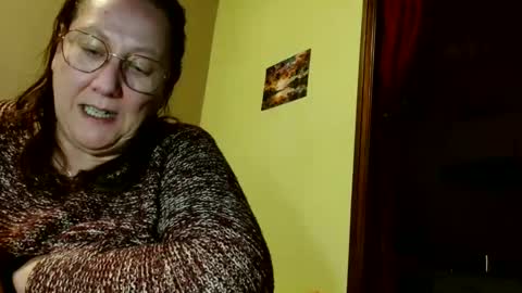 laureanne online show from February 18, 2025, 10:03 pm