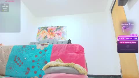 Snapshot of lauren_59 chatting on February 25, 2025, 9:46 pm Lauren online show from February 25, 2025, 9:46 pm