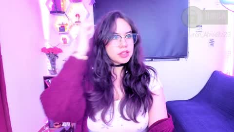 Snapshot of lauren_afrodita chatting on December 20, 2024, 7:01 am Im Lauren independent model online show from December 20, 2024, 7:01 am