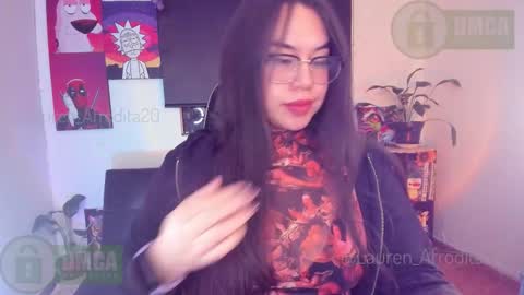  Im Lauren  independent model   online show from March 10, 2026, 3:55 am