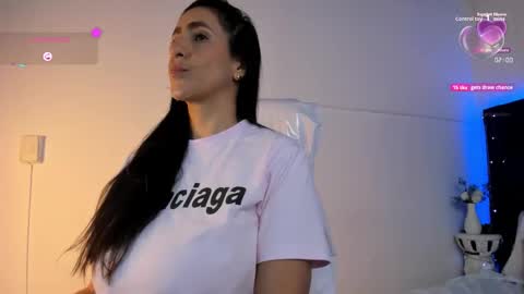 Snapshot of lauren_fit chatting on October 25, 2025, 8:14 pm Lauren online show from October 25, 2025, 8:14 pm