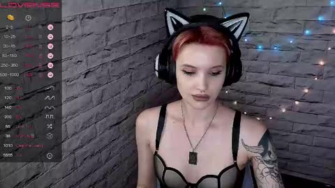Snapshot of lauren_raquel chatting on May 25, 2026, 6:58 pm Eva online show from May 25, 2026, 6:58 pm