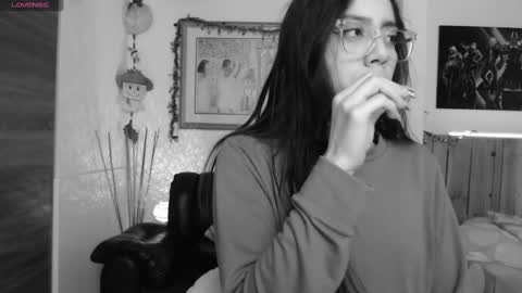 Snapshot of lauren_sweet7 chatting on January 8, 2025, 1:53 am Lauren online show from January 8, 2025, 1:53 am