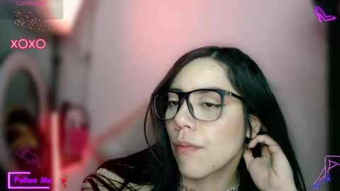 Lauren online show from December 3, 2025, 3:36 am