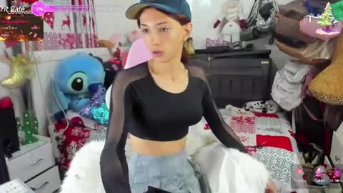 Snapshot of laurencesophiets chatting on December 11, 2024, 4:09 pm SF online show from December 11, 2024, 4:09 pm