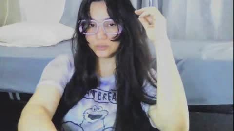 Snapshot of laurengirls1 chatting on May 11, 2026, 4:04 pm onlyfan laureng7 - 7 laureng2 online show from May 11, 2026, 4:04 pm