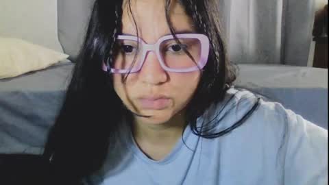 Snapshot of laurengirls1 chatting on May 15, 2026, 5:09 pm onlyfan laureng7 - 7 laureng2 online show from May 15, 2026, 5:09 pm