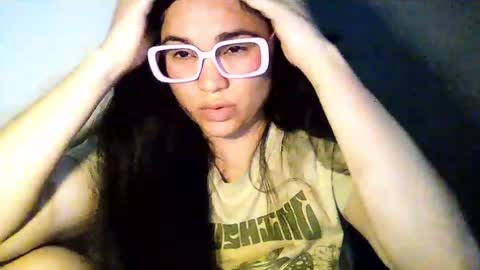 Snapshot of laurengirls1 chatting on May 28, 2026, 3:15 am onlyfan laureng7 - 7 laureng2 online show from May 28, 2026, 3:15 am