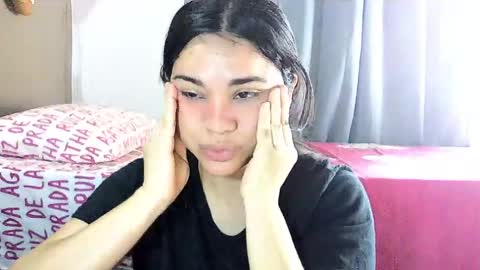 Snapshot of laurengirls1 chatting on June 3, 2026, 12:08 pm onlyfan laureng7 - 7 laureng2 online show from June 3, 2026, 12:08 pm