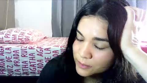 Snapshot of laurengirls1 chatting on June 10, 2026, 1:10 pm onlyfan laureng7 - 7 laureng2 online show from June 10, 2026, 1:10 pm