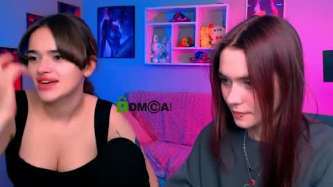 Laure online show from April 24, 2026, 9:45 am