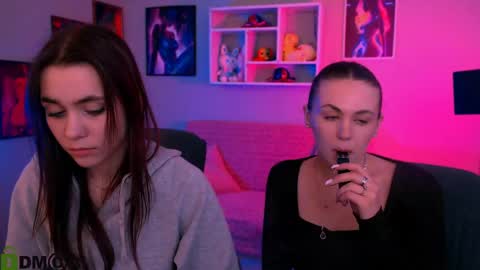 Laure online show from April 25, 2026, 1:41 pm