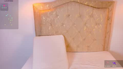 laurenn_smitth online show from May 4, 2026, 12:23 pm