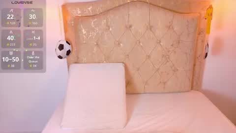 laurenn_smitth online show from June 25, 2026, 12:42 pm