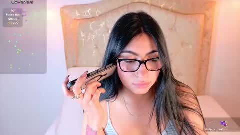 laurenn_smitth online show from July 25, 2026, 12:47 pm