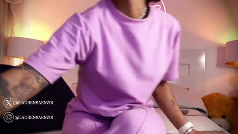 Snapshot of laurensaenz chatting on January 31, 2025, 8:12 pm Lauren Saenz online show from January 31, 2025, 8:12 pm