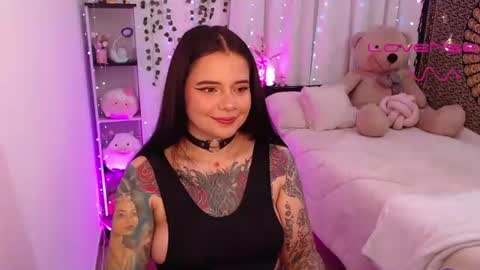 Snapshot of laurensmiith chatting on August 5, 2026, 4:26 am . online show from August 5, 2026, 4:26 am