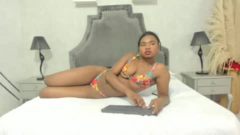 Lauren  online show from April 29, 2026, 5:30 pm
