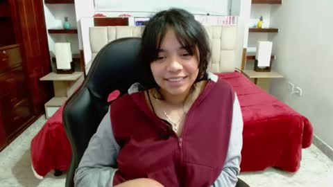 laurent online show from March 12, 2025, 9:12 am