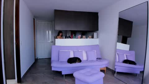 Lucie  online show from September 10, 2025, 7:47 pm