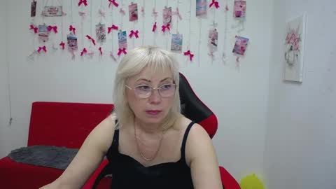 Snapshot of laurenwishy chatting on May 22, 2026, 11:16 am Lauren online show from May 22, 2026, 11:16 am