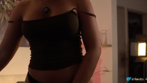 Snapshot of laurita_4 chatting on June 22, 2026, 2:58 pm laurita_4 online show from June 22, 2026, 2:58 pm