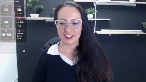 Snapshot of lauryn_jones chatting on June 22, 2026, 8:39 pm Laury online show from June 22, 2026, 8:39 pm